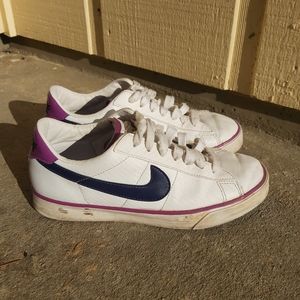 Nike Blazer Lows size 8.5 Womens